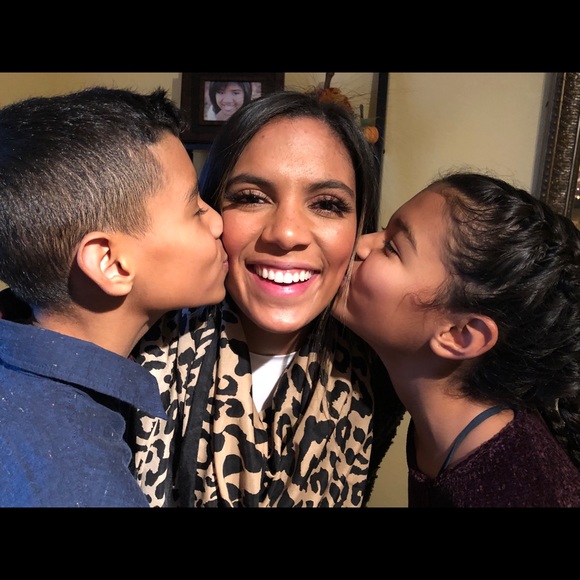 Meet your Posher, Shayla - Picture 5 of 5